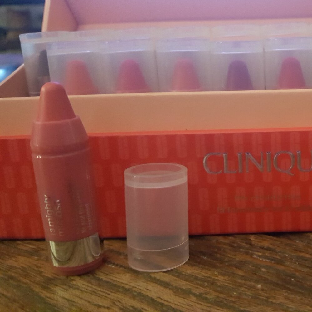 NEW Clinique The Chubbettes 20pc Chubby Stick Moisturizing Lip Balm Gift Set